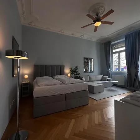 Waldstrasse Living