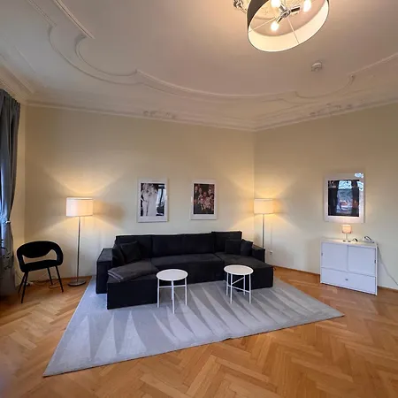 Waldstraße Living