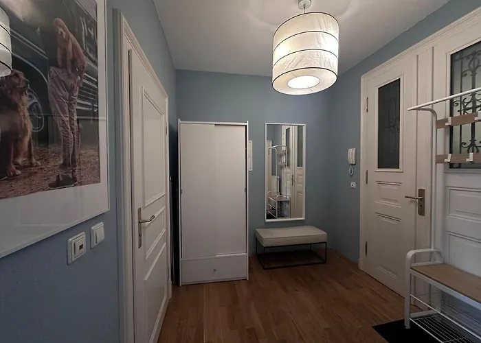 Waldstrasse Living شقة لبسيا